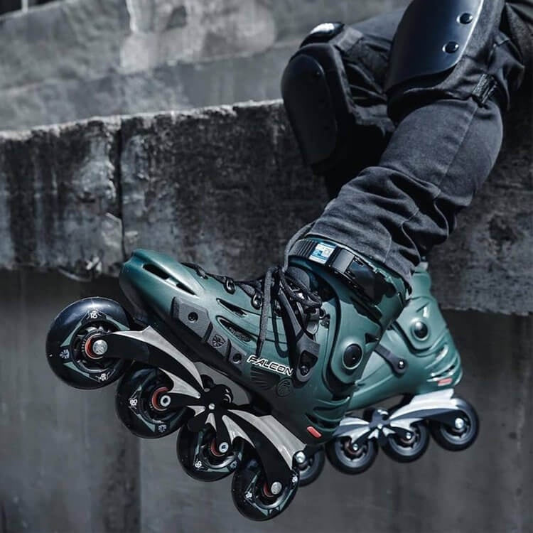 Flying Eagle F6S Green Falcon Inline Skates