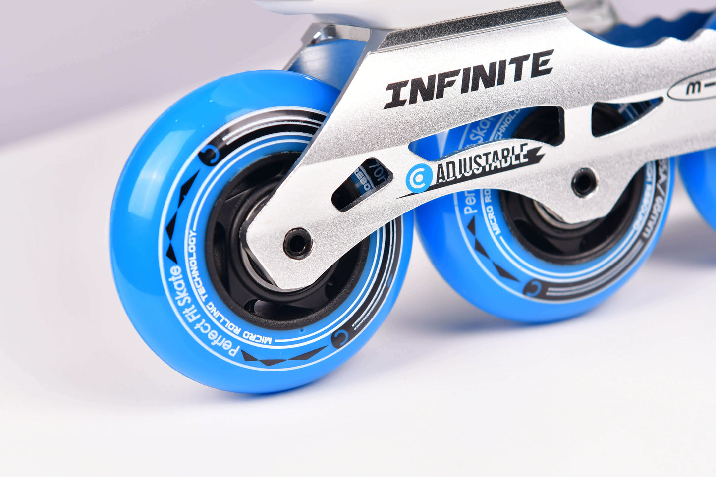 Micro Infinite White Kids Skates